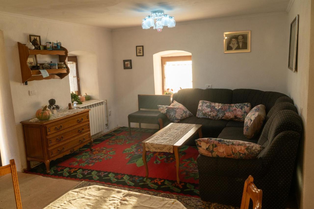 プラヴ Grandpa'S Houseヴィラ エクステリア 写真